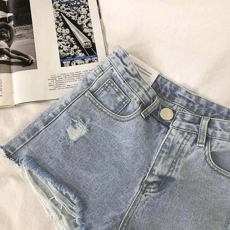 77HE 여성 하이 웨스트 와이드 레그 찢어진 데님 반바지 레트로 악세사리 닳은 원시 밑단 술 a 라인 진 짧은 바지와 포