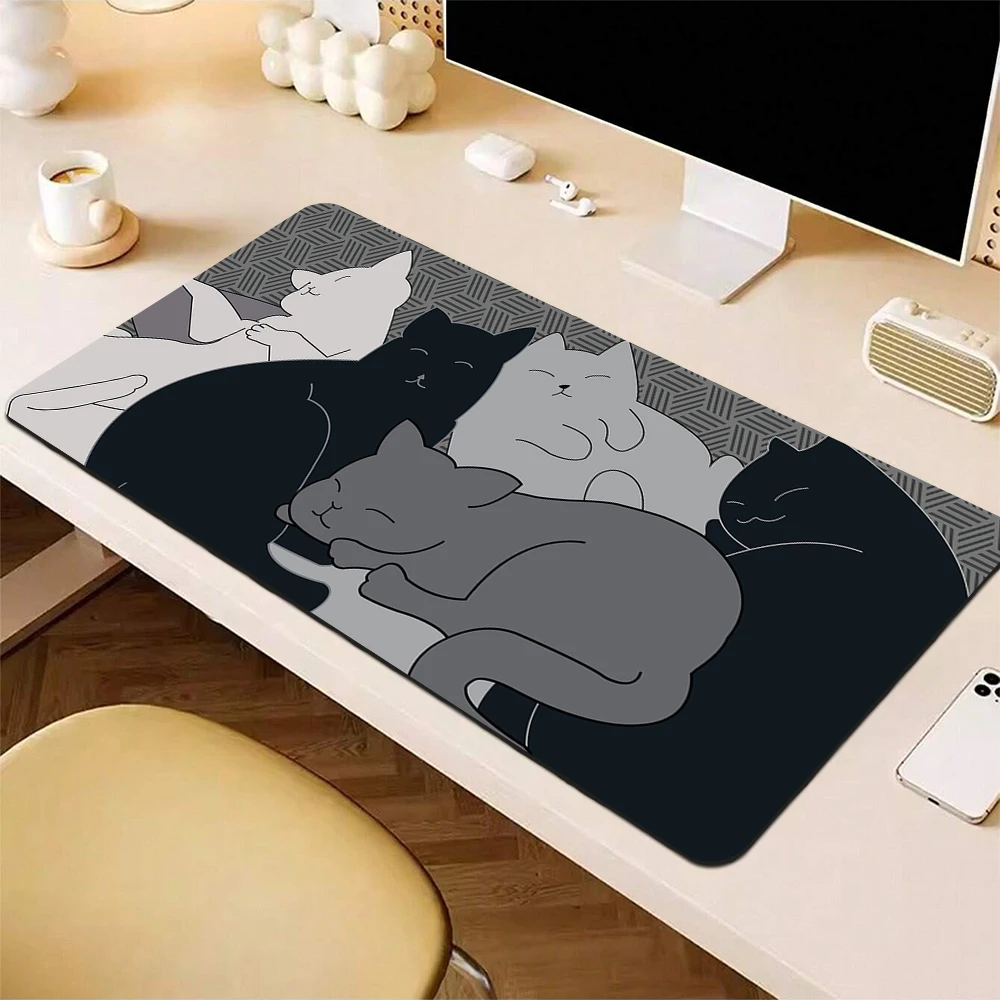 

Anime Cute Cat Mouse Pad Large Gaming Mousepad Big Mouse Mat Gamer HD Print Computer Desk Mat Office Locking Edge Keyboard Pad