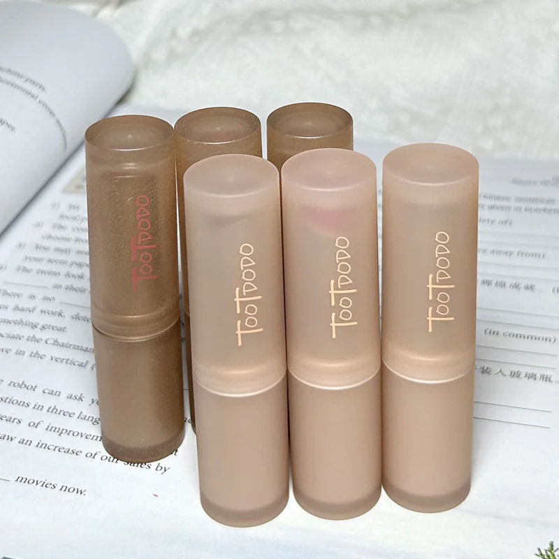 Thumbnail 4 - #77 Trending Lip Primer Right Now