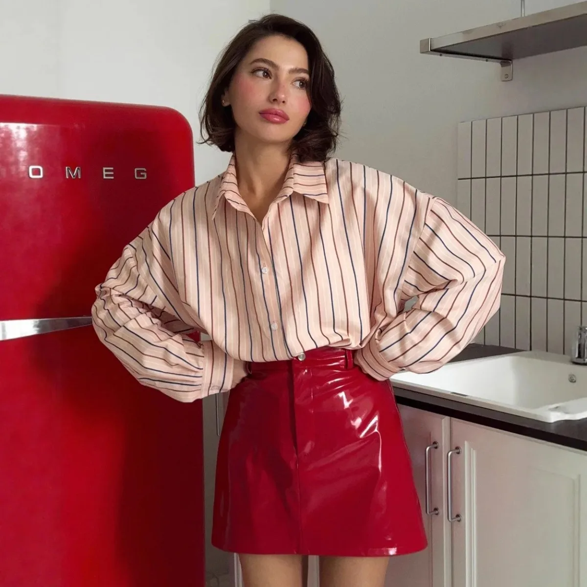 

2026 New Spring Autumn Women Versatile Commuting Skirt Red PU Leather Skirt Faionable Sle f-length Bodycon Skirt