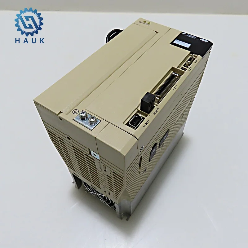 

Japan Original Yaskawa electric corporation SGDV-200A01A ac input output