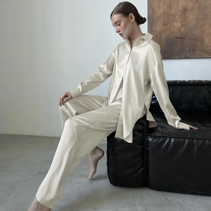 HiLoc Apricot Satin Woven Elastic Women'S Pajamas 2-Piece Long-Sleeved Lapel Single-Breasted Top Elastic Waist Full Length Pants