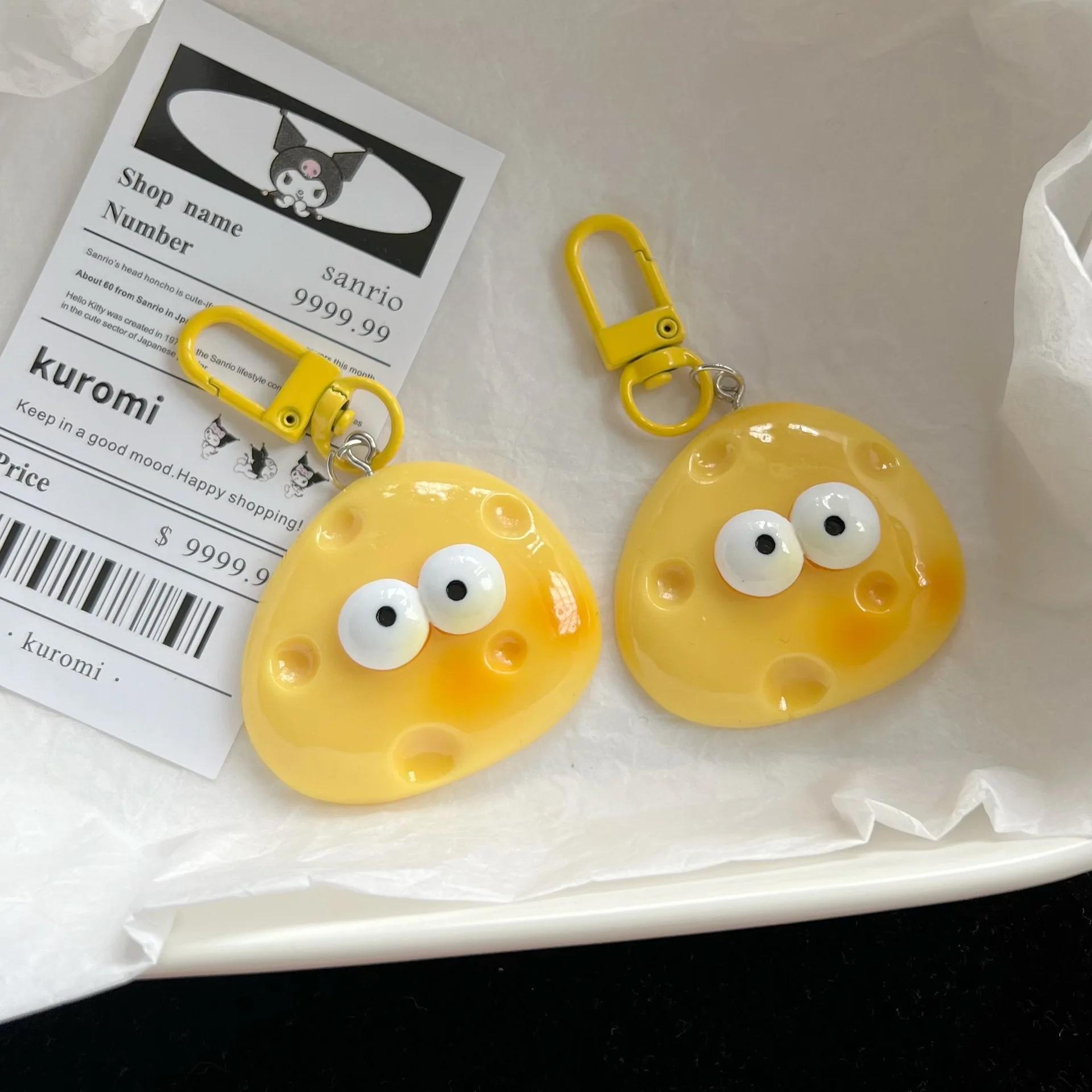 

Cute Large Eyes Cheese Cheese Keychain Cream Yellow Soft Cute School Bag Pendant Girl Mood Couple Best Friend Gift