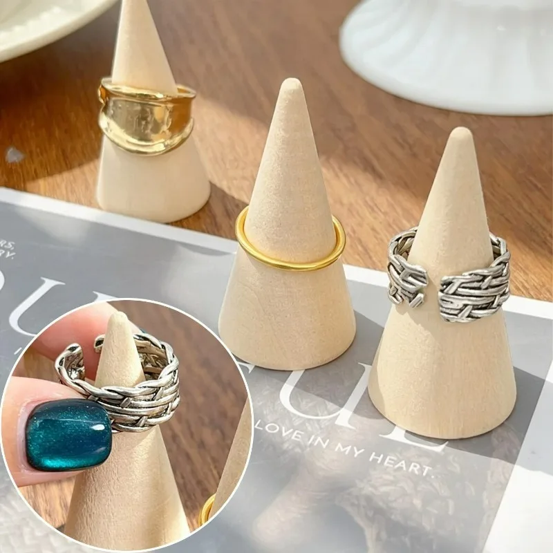 1/5pcs Wood Ring Holder Wooden Jewelry Display Stand Engagement Wedding Band Organizer Showcase Rings Rack Photography Props
