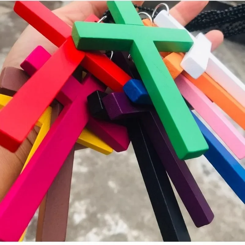 الأزياء الشرير القوطية الخشب الصليب المعلقات قلادة أبيض أسود الصليب المختنق Y2k الهيب هوب قلادة سترة سلسلة الهدايا #4