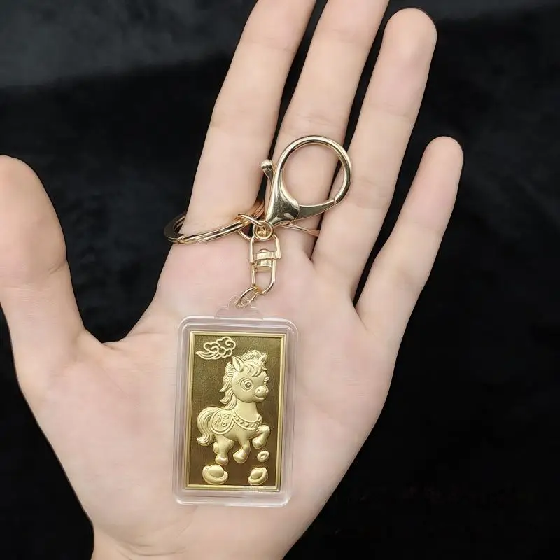 سلسلة مفاتيح على شكل حصان زودياك مع عملة تذكارية - تصميم تميمة السنة الصينية الجديدة لعام 2026 للاستخدام اليومي وإعطاء هدايا المهرجان
