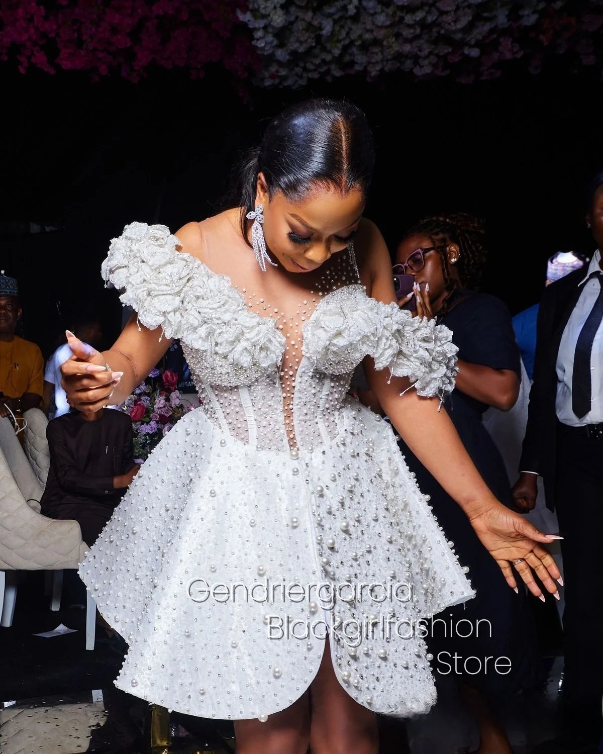 

Customized Luxury White Pearl Short Prom Dresses Strapless Ruffles Cubic Flower Waist Corset A-Line Evening Gowns