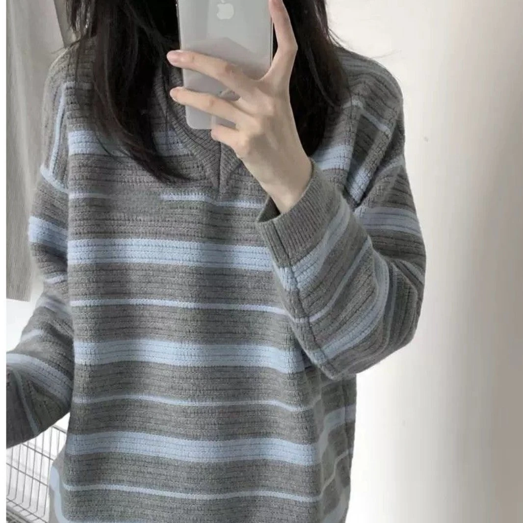 Korean Retro Lazy Style Personalized Knitted Sweater Autumn and Winter New Slim Contrast Striped Women Sweater Loose V Neck Top