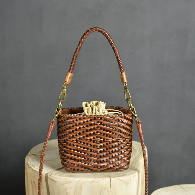 

Vintage Genuine Leather Woven Handbag for Women Luxurious Design Cow Leather with Drawstring Inner Pocket High Quality 2025