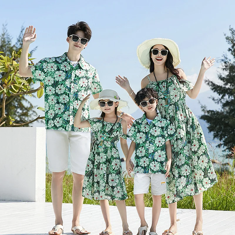 Couple Vacation Look Family Clothes Mom Dad Baby Matching Beach Clothing Mother Daughter Floral Dress Father Son Shirts Outfits