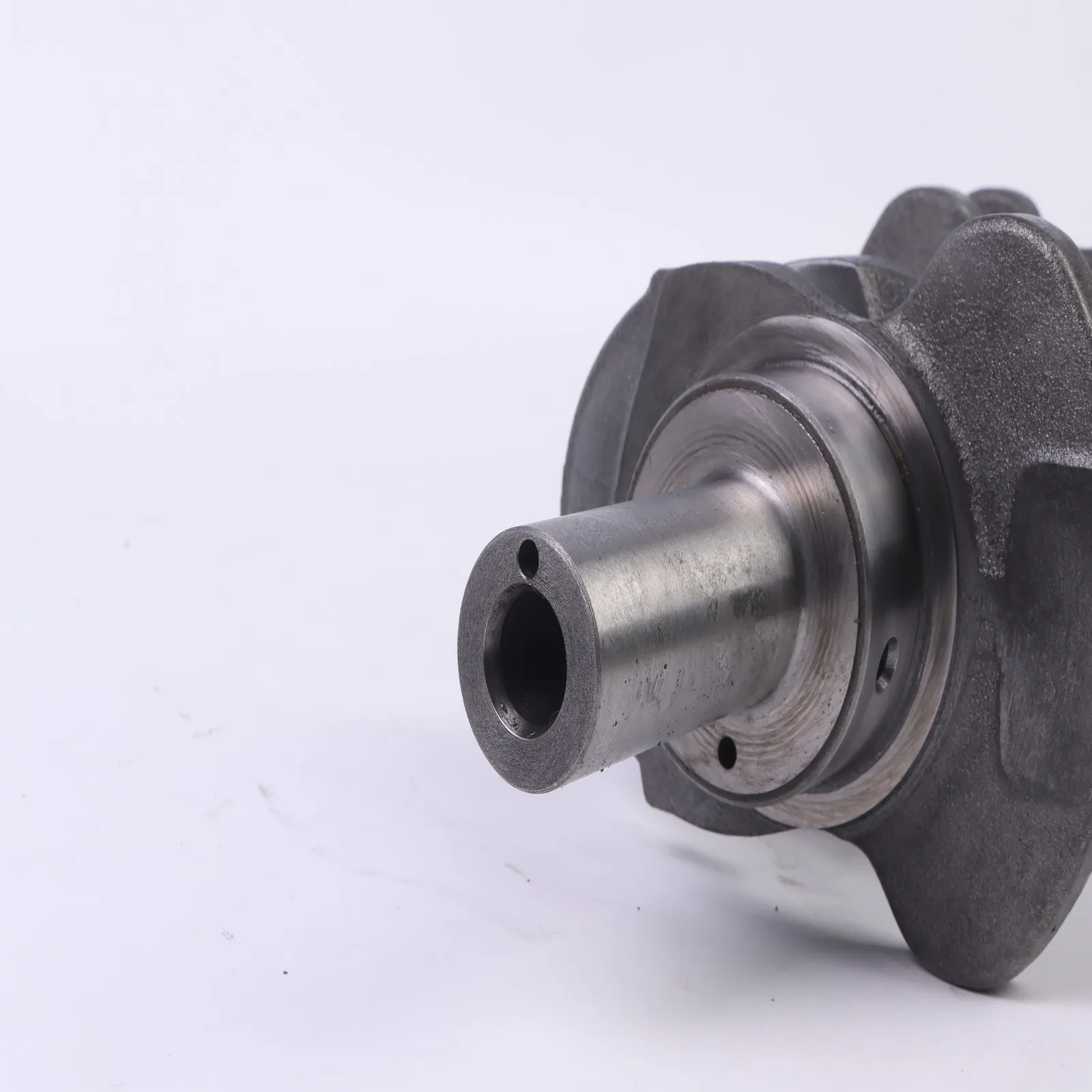 231114A701 D4CB 2.5 Crankshaft for FOR Hyundai Starex Porter Kia Sorento Bongo 2002-2012