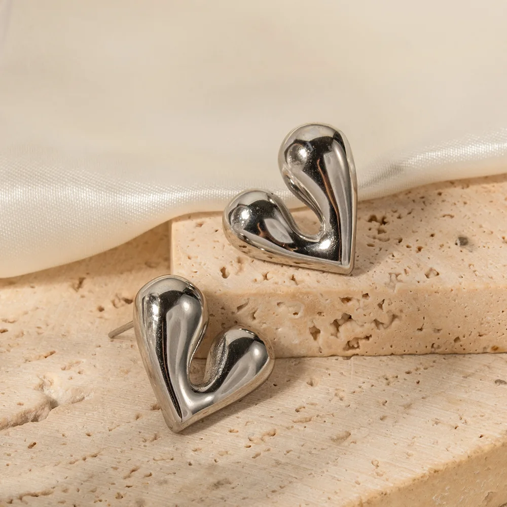 Stainless Steel Silver Color Metal Heart Stud Earring for Women  Waterproof Charm Trend Basic Daily Jewelry Gift