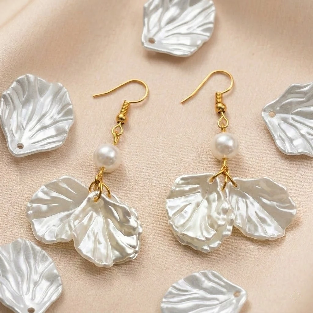 50pcs 17x20mm Flower Petal Beads Cap Resin Leaf Charms Leaf Dangle Pendants Flower Bead End Caps for Jewelry Making DIY Crafts