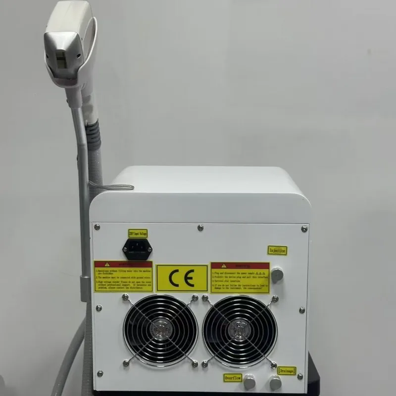 آلة إزالة الشعر بالليزر ديود 3 أطوال موجية/808 نانومتر 755 808 1064 نانومتر مع تبريد TEC #2