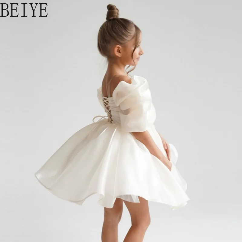 Children's Satin Niche Fluffy Princess Dress Baby Girls Birthday Sweet Piano Performance Dress White Color Party Short Dress