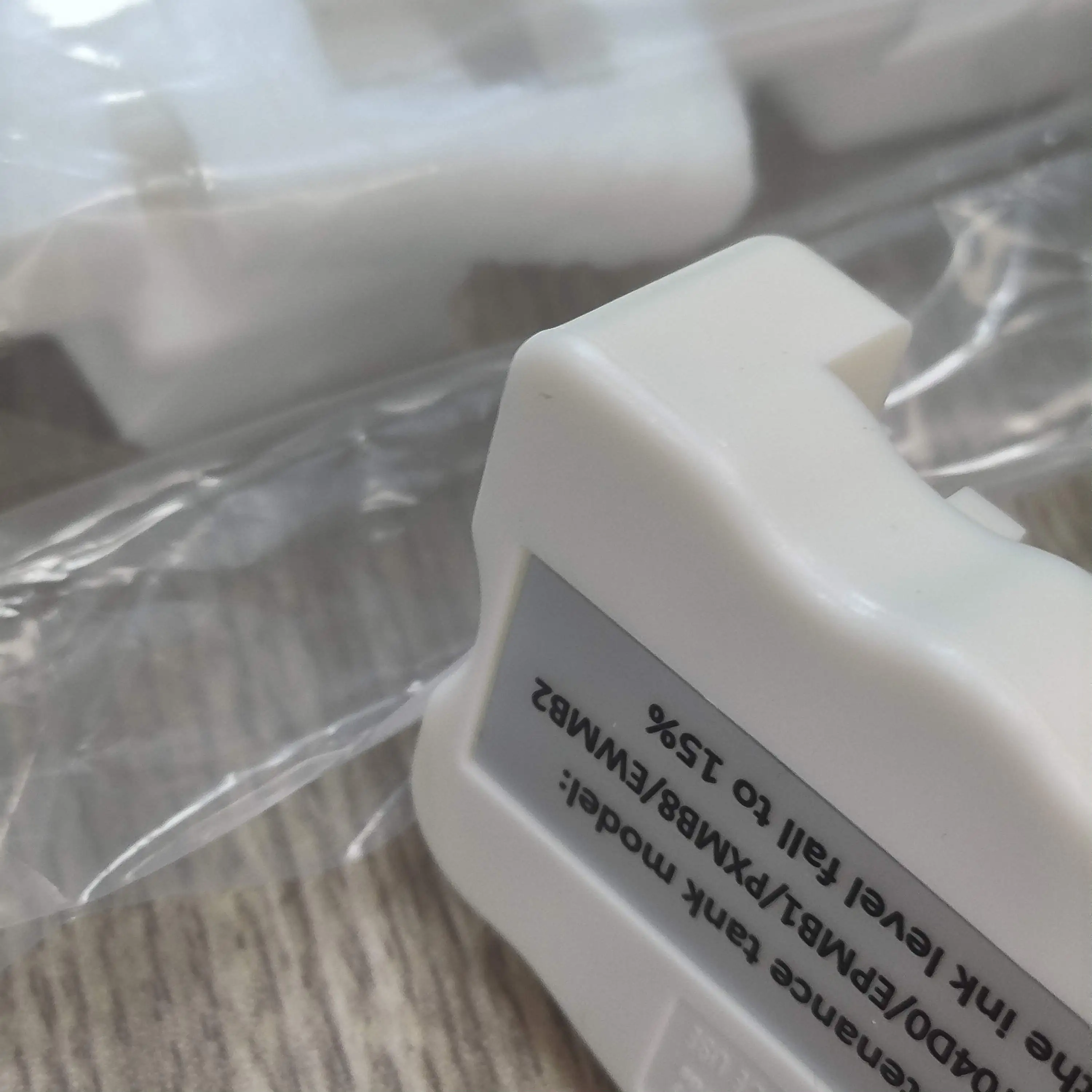 

1 шт. T04D сброс чипа резервуара для обслуживания Epson WF-2860 WF-2865 WF-2861 XP-5105 XP-5100 L6490 L14150 L6270 M1180 M3180 Printe