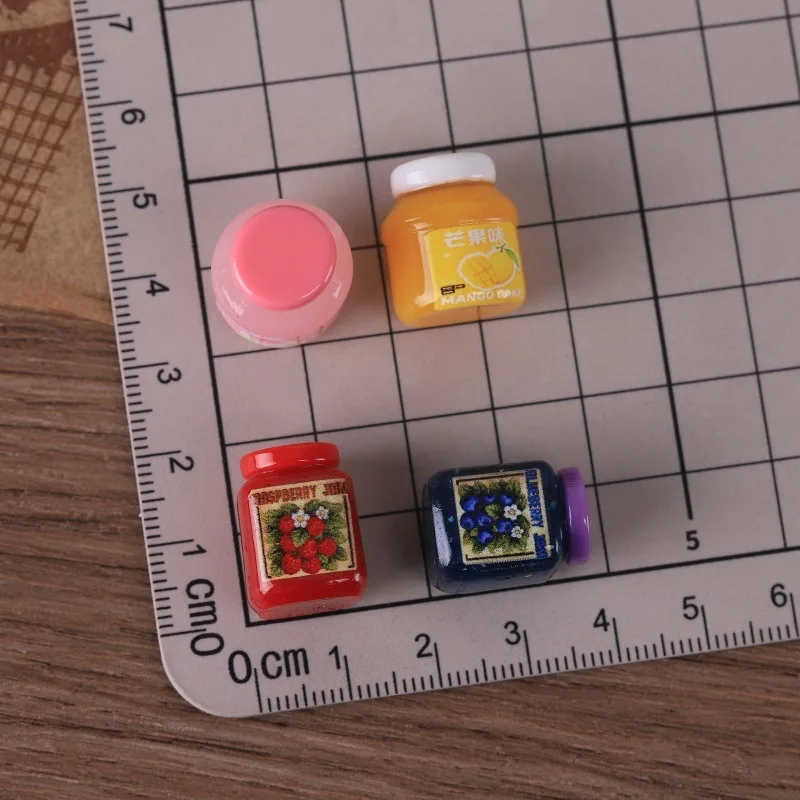 5pcs Mini 3D Jam Jar Resin Fruit Jam Bottle Model Keychain Realistic Dollhouse Kitchen DIY Decoration Home Decor Scale
