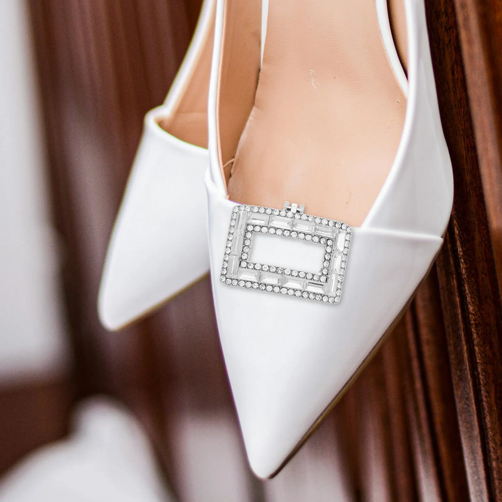 

Shoe Buckle Decorations For Women Detachable Rhinestone High Heel Clips Pearl Flower Alloy Wedding Accessories Sparkly