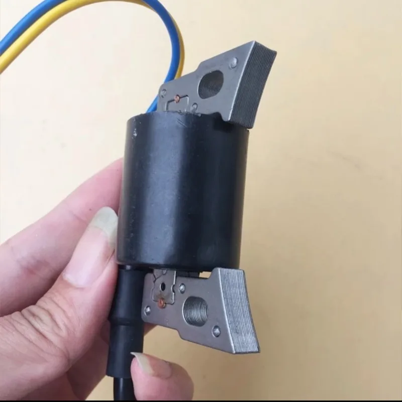 Suitable for KG105-14100 ignition coil KIPOR IG2000 IG2600 KGE2000TI KG158 high voltage package