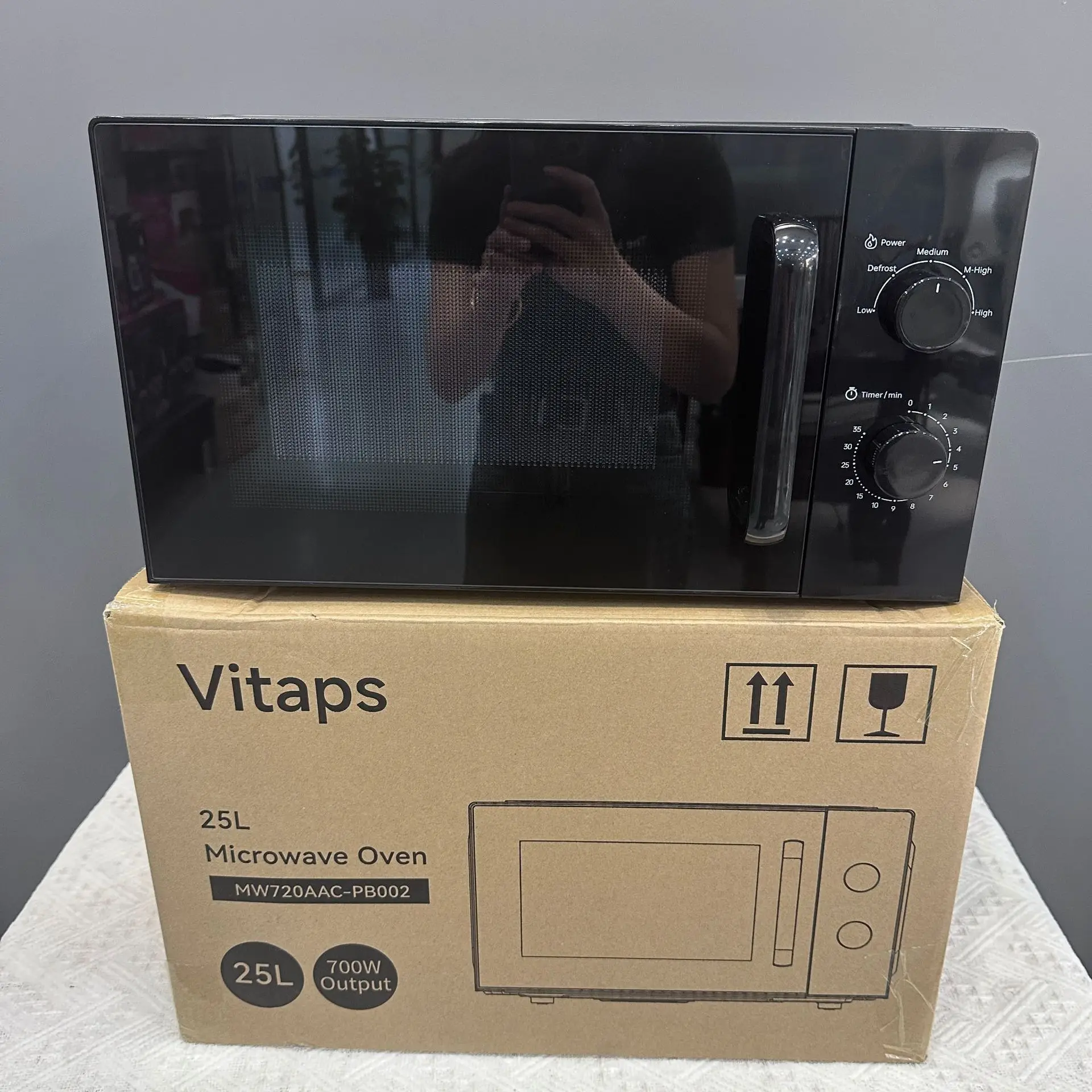 

Hot-Selling in Foreign Trade Export: 20L-30L Household Turntable Mechanical Microwave Oven With Visible Window