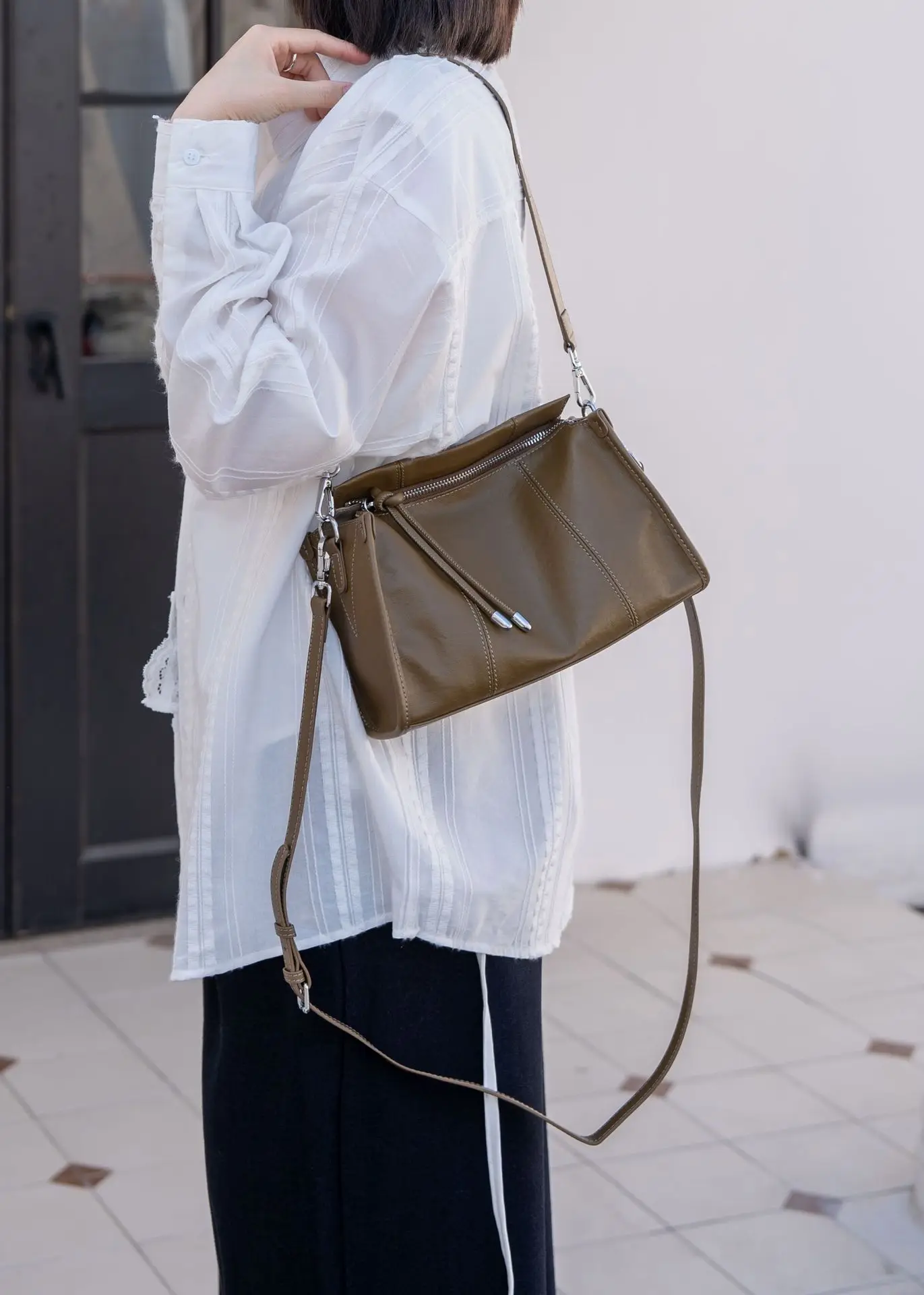2026 New Vegetable Tanned Leather Bag for Women, Retro Full Grain Cowhide Ladies Shoulder Crossbody Bag, Versatile Daily Purse