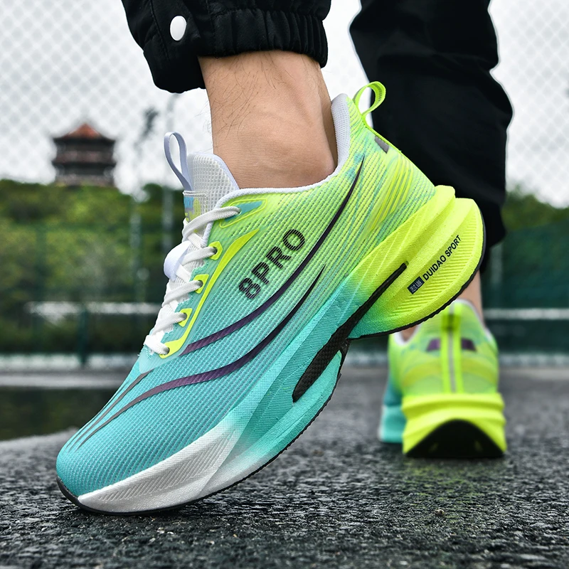 2025 New ultra-light running shoes sports women's shoes non-slip breathable soft sole lightweight casual shoes