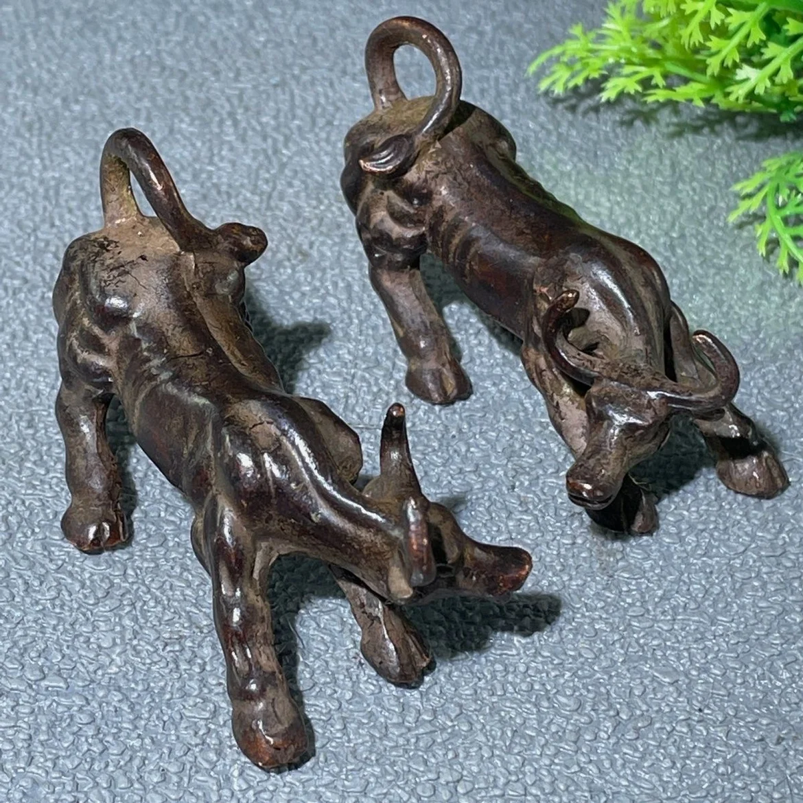 

bronze cattle ornaments, a pair of copper Wang City cattle beckoning cows, Wall Street copper cattle home decoration pendulum