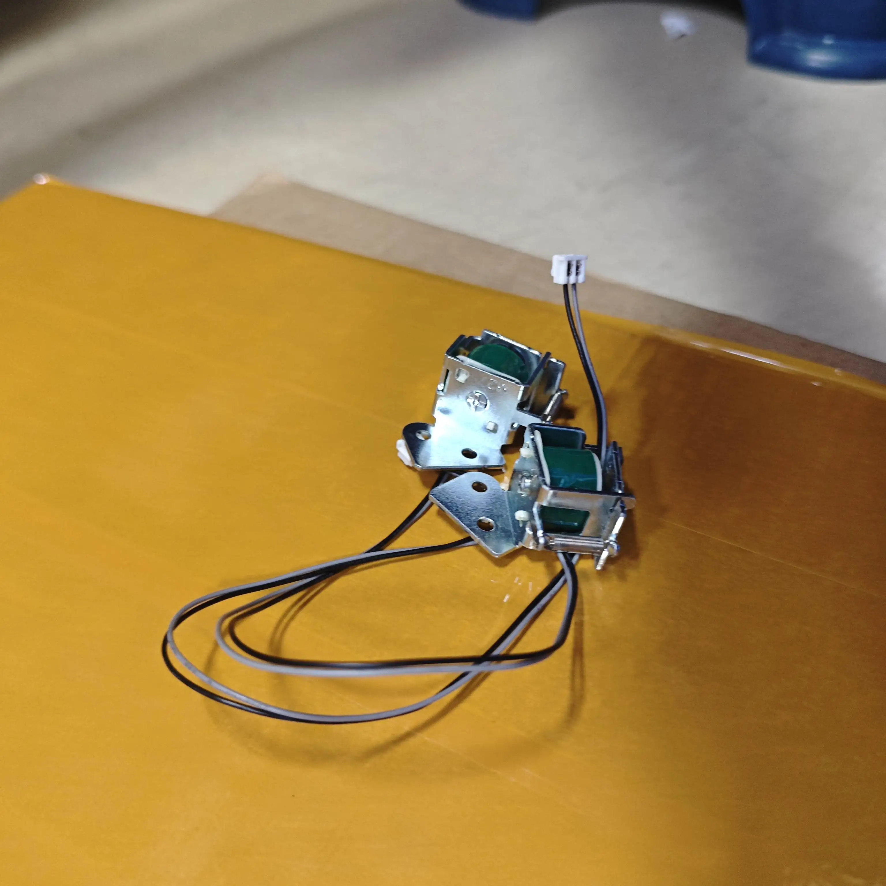 

5pcs Original JC33-00028D Solenoid for Samsung CLP-415 4175 4195 1860 1861 680 CLX-6260 3010 3060 2680 main motor solenoid