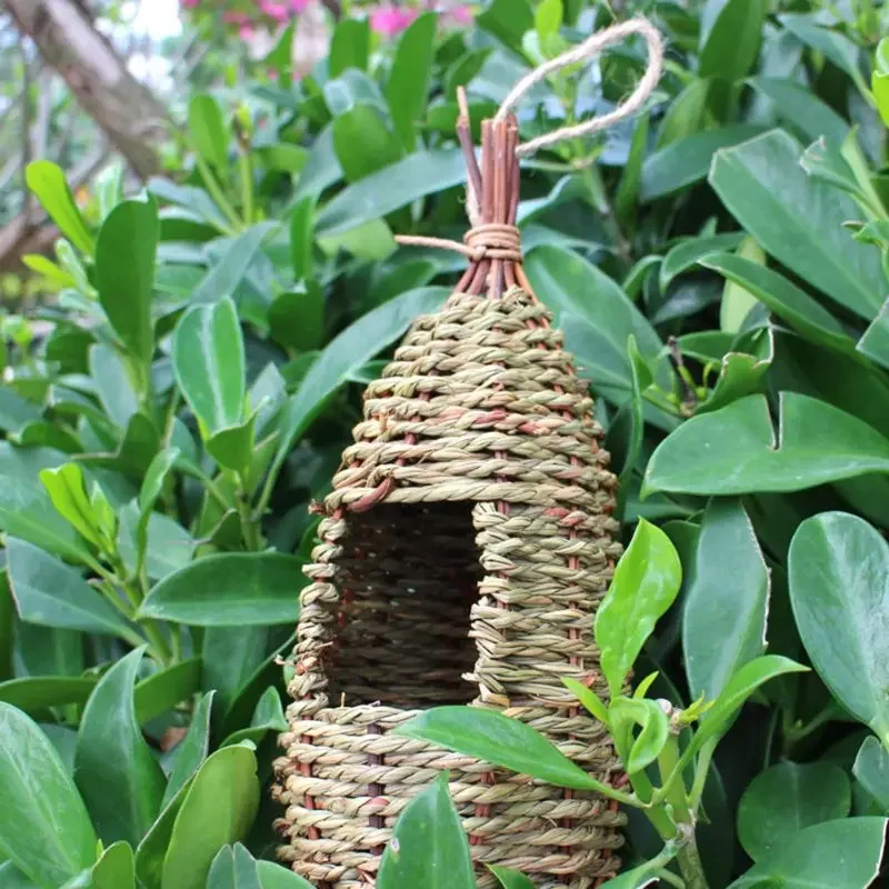 Hanging Bird House Pastoral Style house Natural Fiber Finch  Nest Hut Outdoo Cage Hand-woven Straw Rope Shelter Hideaway