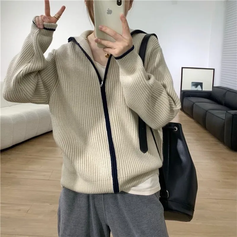 Autumn/winter matching color thick stand collar cashmere knit cardigan women\'s loose zipper wool sweater coat age-reducing