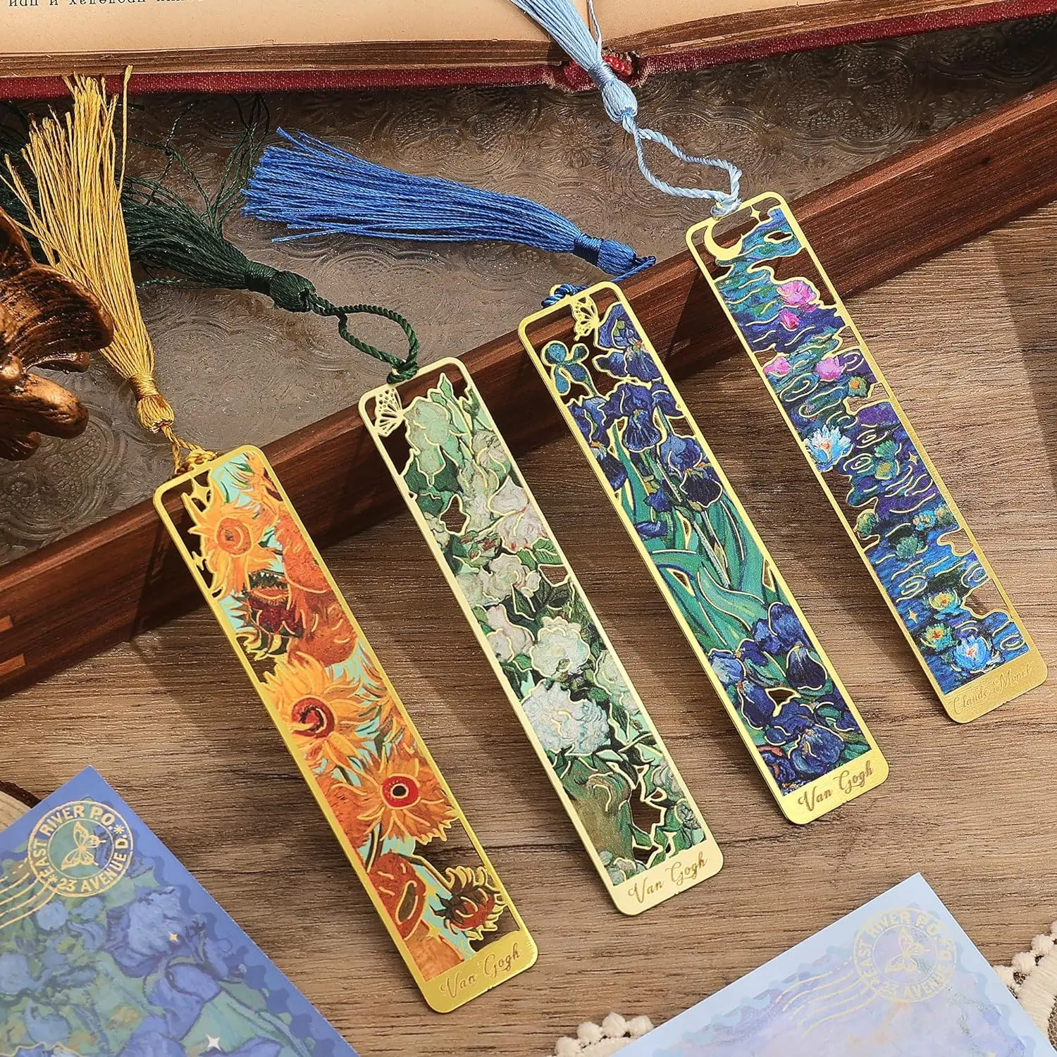 4/6pcs Metal Bookmarks with Tassel, Golden Hollow Bookmark Van Gogh Monet Oil Painting Theme Book Mark Bookmarks for Book Love