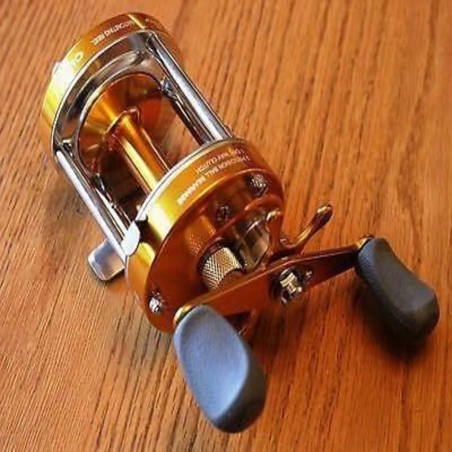 Gold CL60 Baitcast Fishing Reel Muskie Catfish & Saltwater