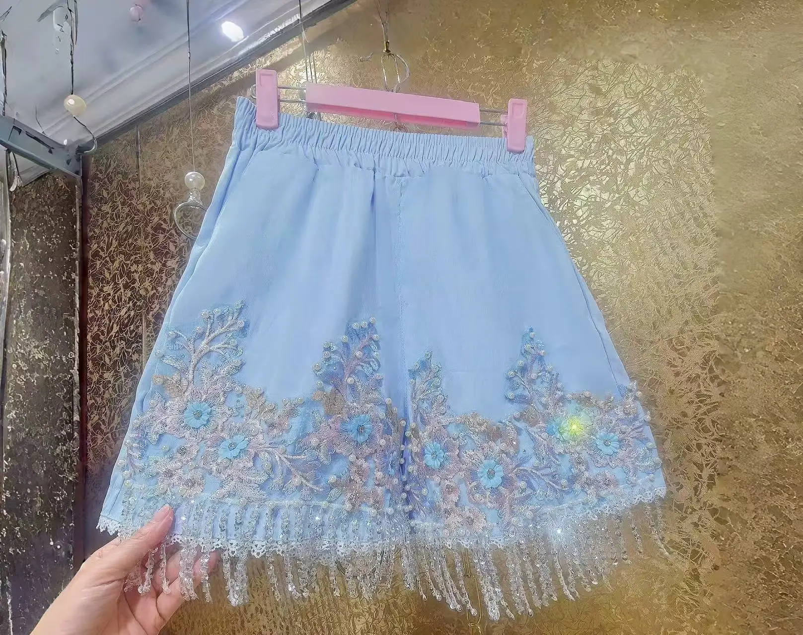New In Luxury Embroidery Flowers Tassel Shorts Women's 2026 Summer Hot Short Elastic Waist Short Pant Korean Popular Clothes