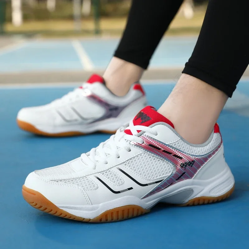 

New Mens Womens Table Tennis Shoes Couple Running Shoes Professional Breathable Volleyball Fitness Sneakers Badminton Shoes