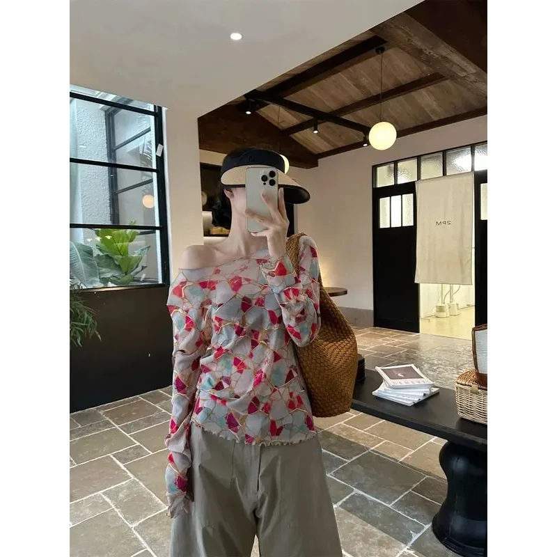 

Fashion New American Retro Printed Mesh Long-sleeved T-shirt for Women Round Neck Long-sleeved Versatile Casual and Elegant Top