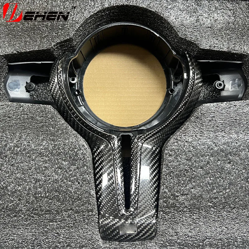 

Накладка на руль из карбона M Sport для автомобилей F80, F82, F10, F06, F12, F13, F15, F16, F20, F22, F30, F31, F32, F33, F36