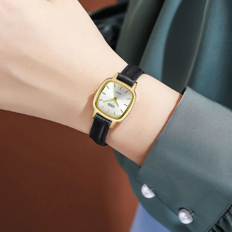 New Korean-style BeltNew Kor Fashion Women's Student Watch Small Dial Ladies' Ins Style Quartz Watch with World Time 22mm Summer