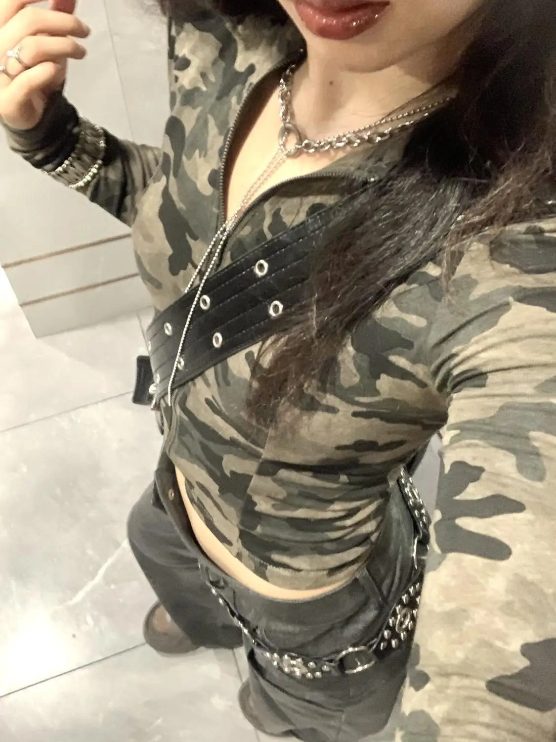 Onalippa Fashion American Retro Camouflage Back Strap Hoodie Women 2025 Autumn New Long Sleeved Top Jacket Women T-shirt