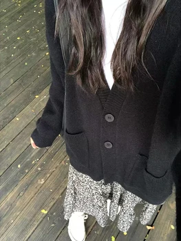 Autumn Vintage Knitted Women Cardigan Harajuku V-Neck Long Sleeve Buttons Sweaters Female Sweet Preppy Warm All-Match Knit Coat 3