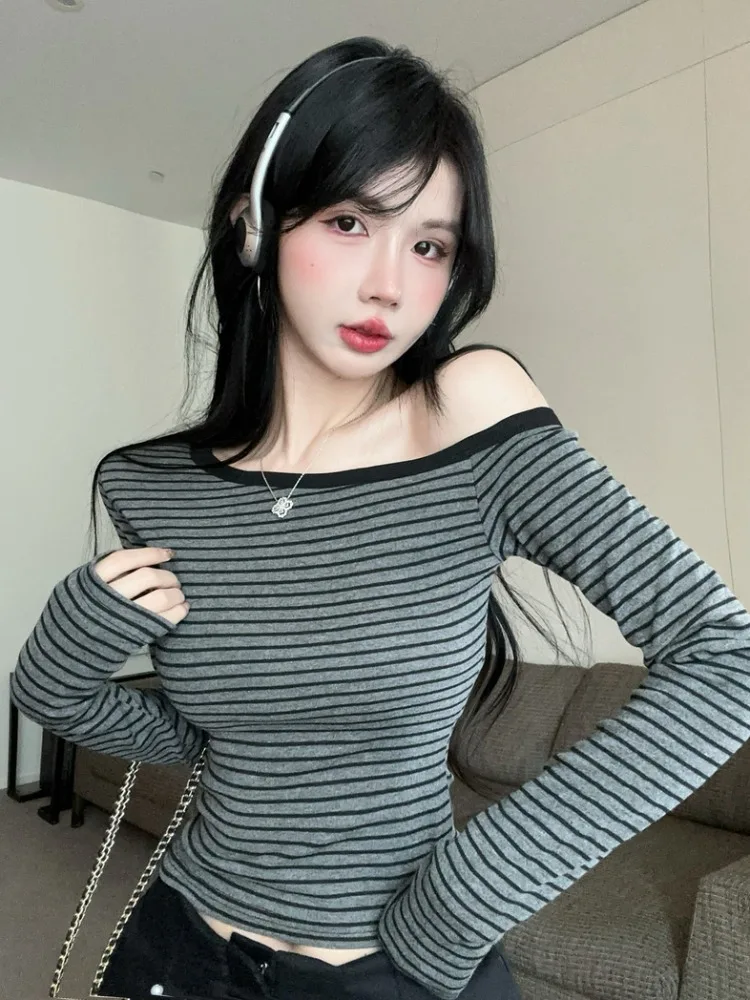 

Sexy Slant Shoulder Slim Fit Long Sleeve T-Shirt Women's Design Stripe Short Top Autumn Shoulder Exposure Retro Style Casual ...