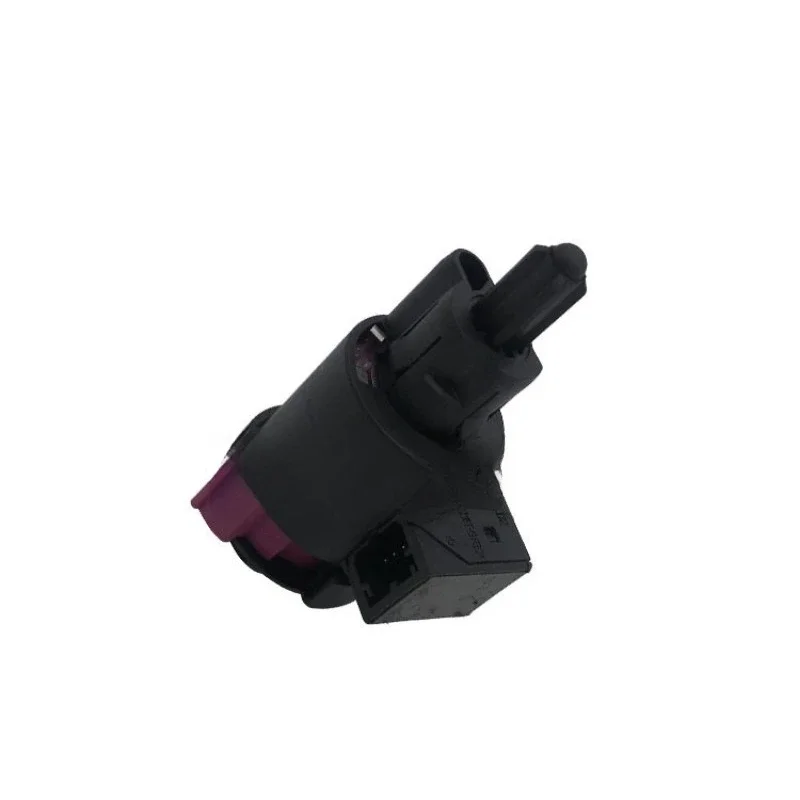 

Suitable for Audi Volkswagen Passat, car brake light switch, brake switch 4F0945459