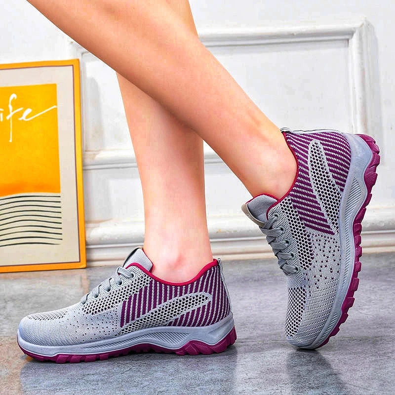 Women's Net Surface Breathable Small Shoes Spring New Soft Sole Non-slip Sports Shoes Leisure Travel Shoes