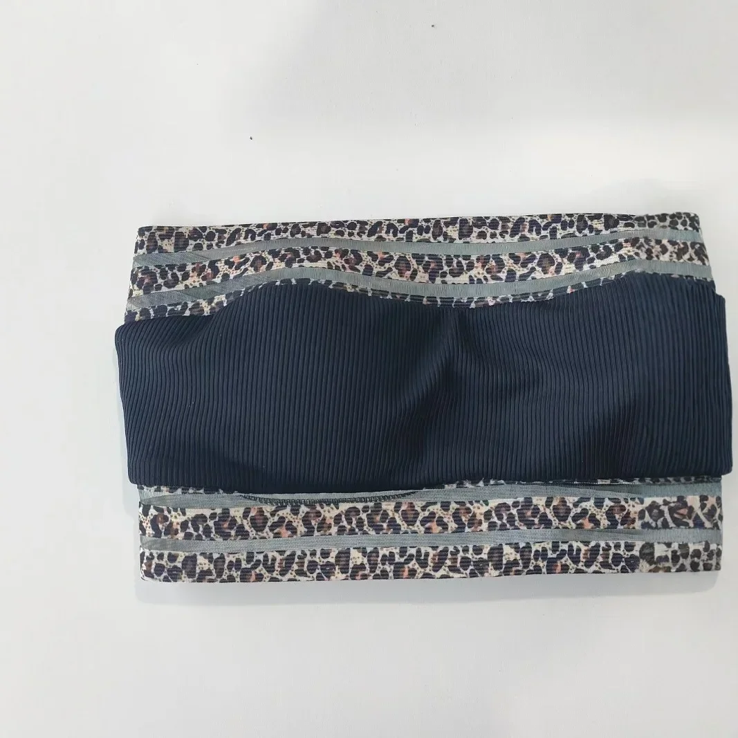 새로운 섹시한 솔리드 컬러 슬림 피트 숙녀 비키니 세트 별도 디자인 여성 수영복 세련되고 세련된 비치웨어