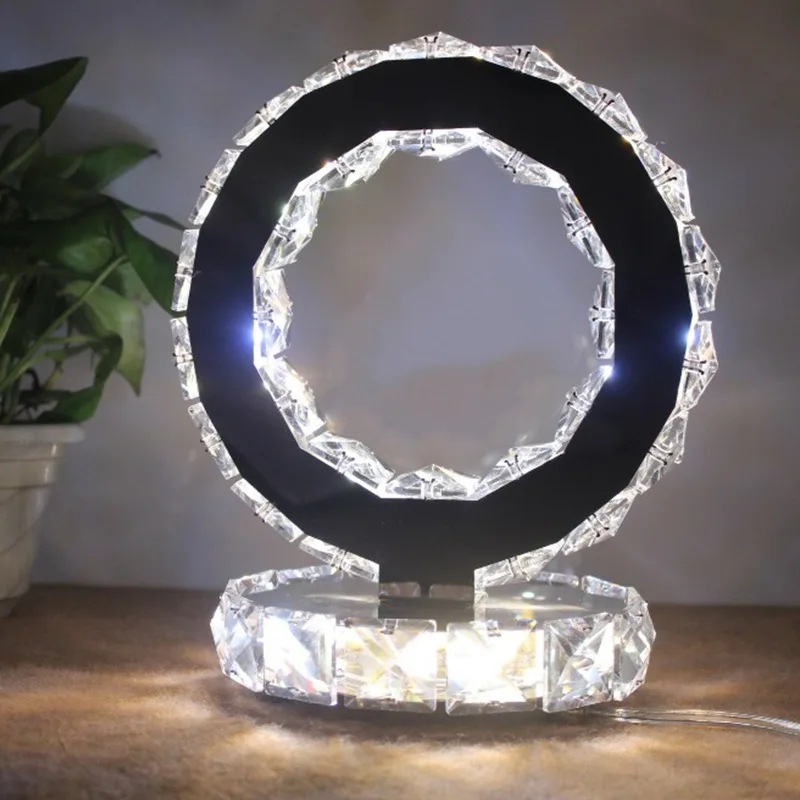 New Crystal Luxury Desk Lamp Modern Bedroom Bedhead Warm And Simple Girl Heart Home Wedding Celebration Desk Lamp