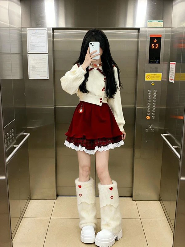 

Christmas Theme Knitted Sweater Cardigan And Red Skirt Set Soft And Sweet Style Beige Long Sleeve Women's Fashion Set