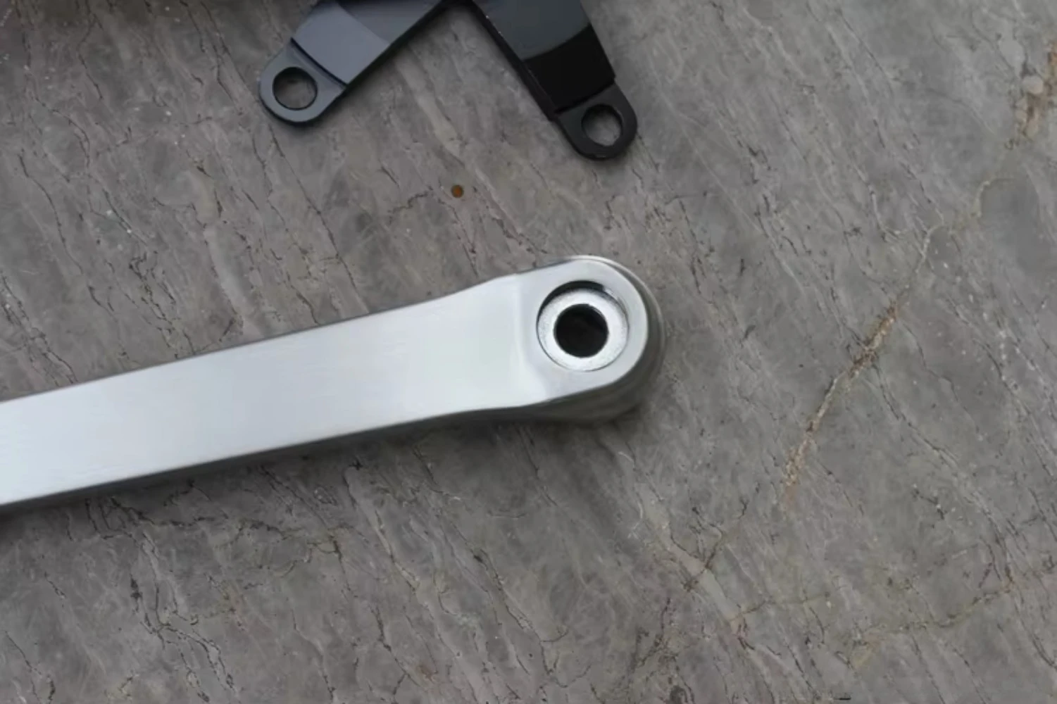 Manivelas de titânio em haste sólida