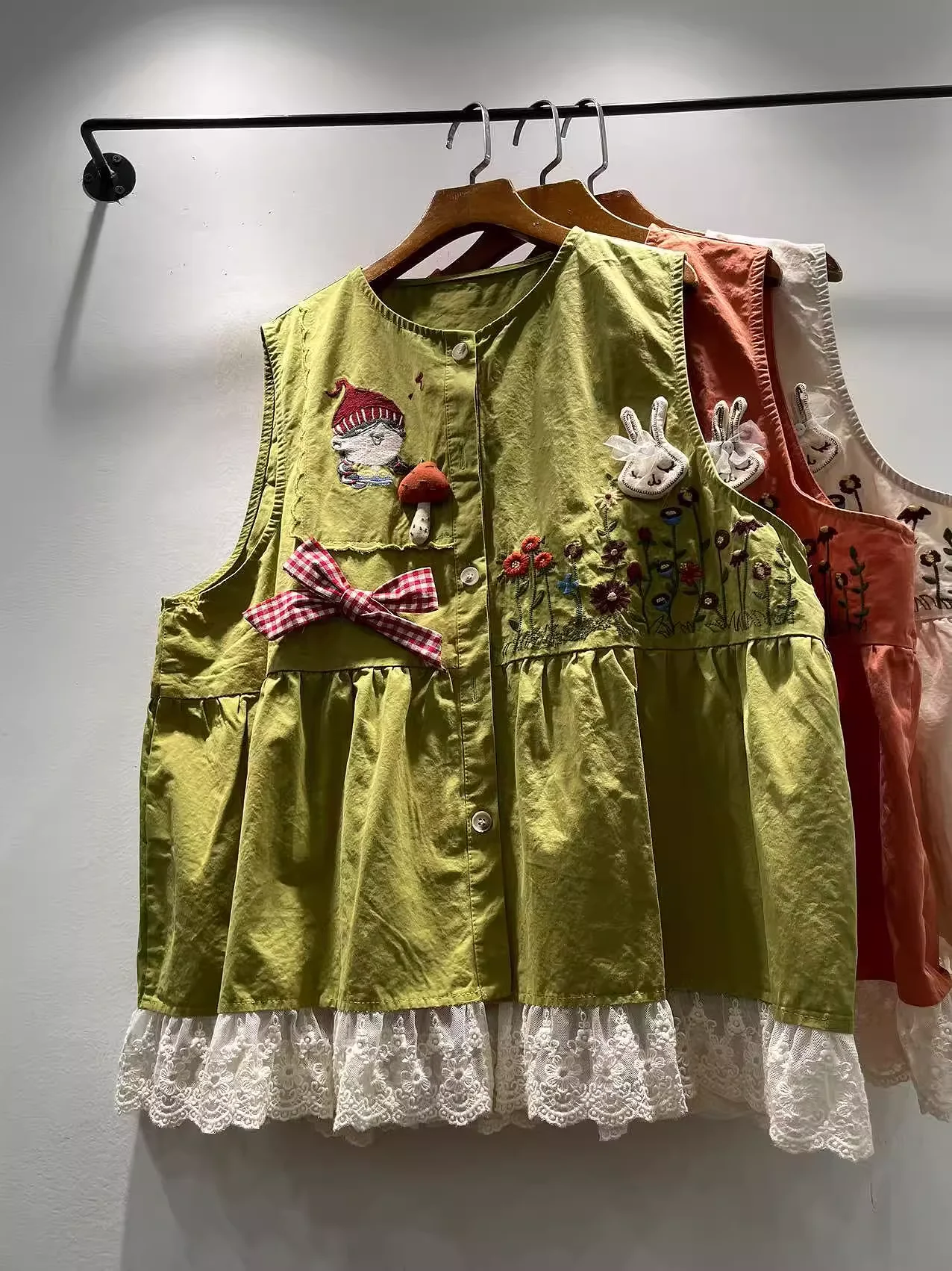 Original Orange Green Beige Lace Patchwork Waistcoat Women Japanese Mori Girl Cotton Vest Jacket Sweet Sleeveless Tops