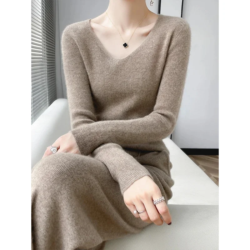 Authentic cashmere sweater V-neck sweater autumn and winter Korean version of the new blouse loose and slim V-neck knitted women