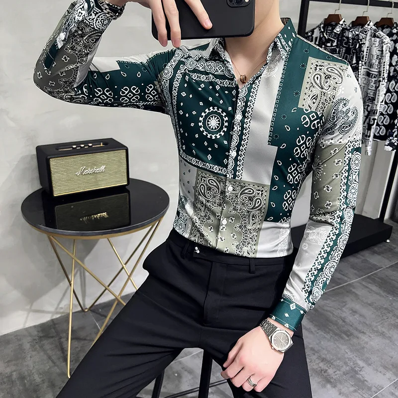 Camisas con estampado verde de moda de estilo británico para hombre, camisa Retro ajustada de manga larga Floral, ropa de calle para hombre, ropa de