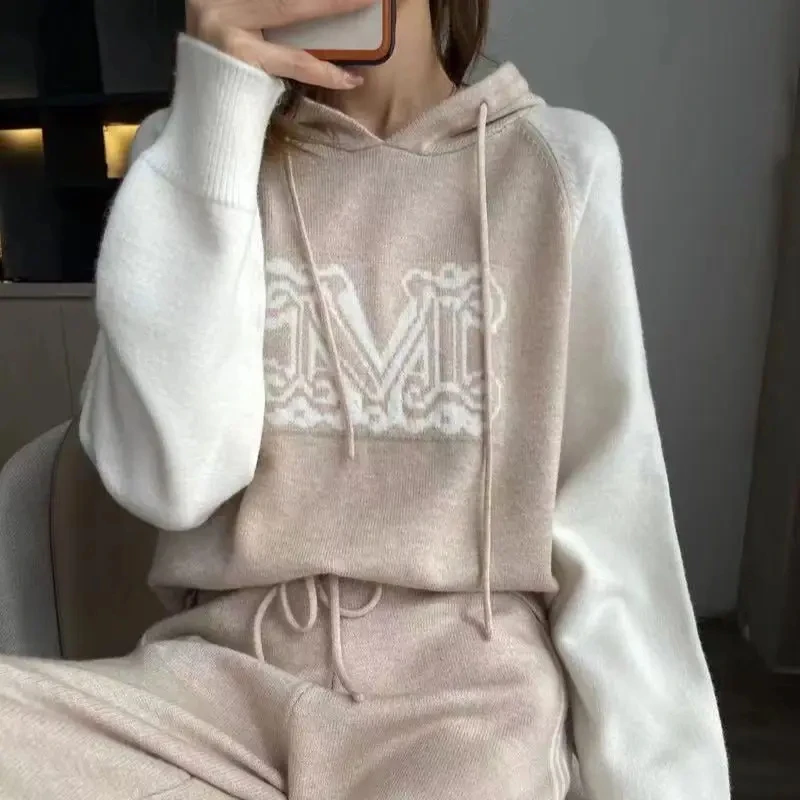 

Women's Fashion Versatile Loose Hooded Pullover Knitted Panel Elegant Skin Friendly Sweater Autumn And Winter New Chic Bottoming